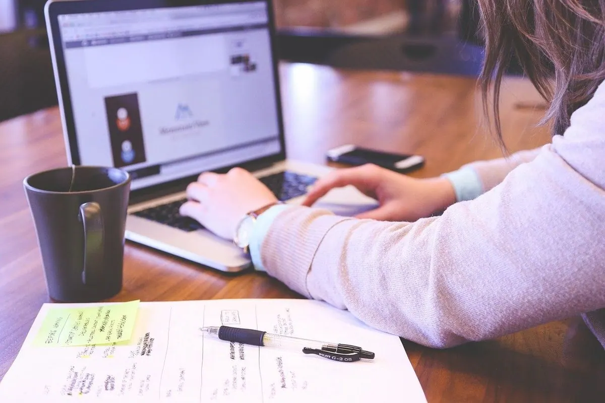 5 Reasons You Should be Using a Parsing Resume Tool